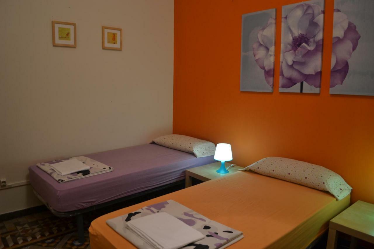Sleeping Inn Barcelona Exterior photo